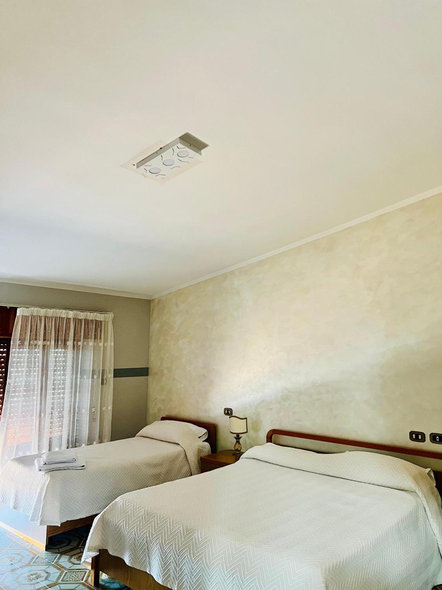 Hotel Paradiso Celano Luaran gambar
